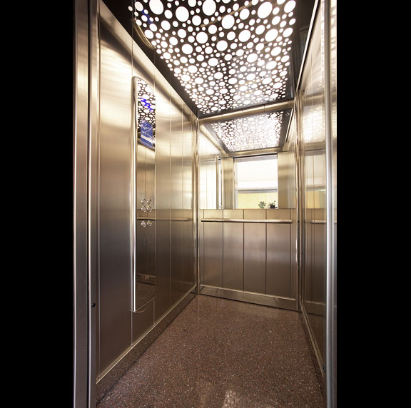 Gruppo house Elevator